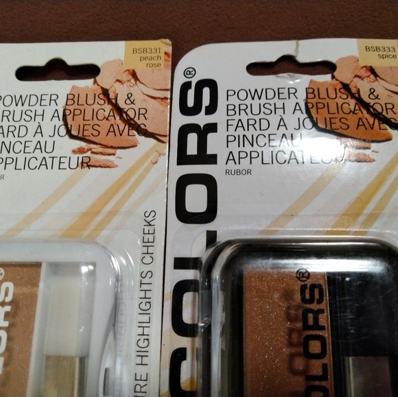 4*10 Powder Blush and Blush Applicator - Picture 4 of 4